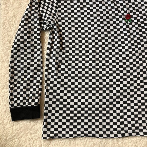 🌴3 for $20🌴 Checkerboard Long Sleeve Top - Picture 7 of 11